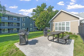 Grill/picnic area